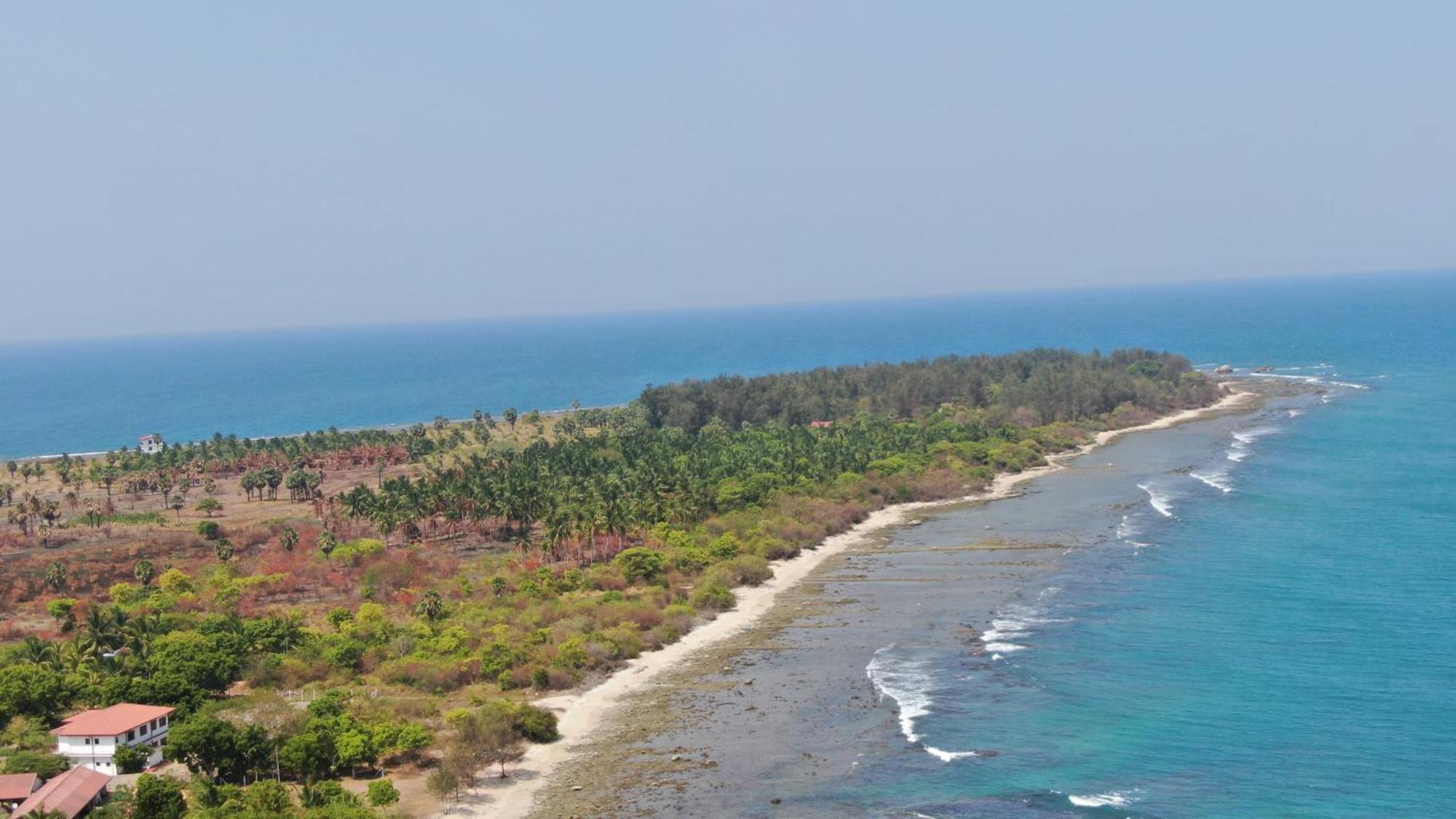 Aqua Marine Beach Hotel Kalkudah  Exteriör bild