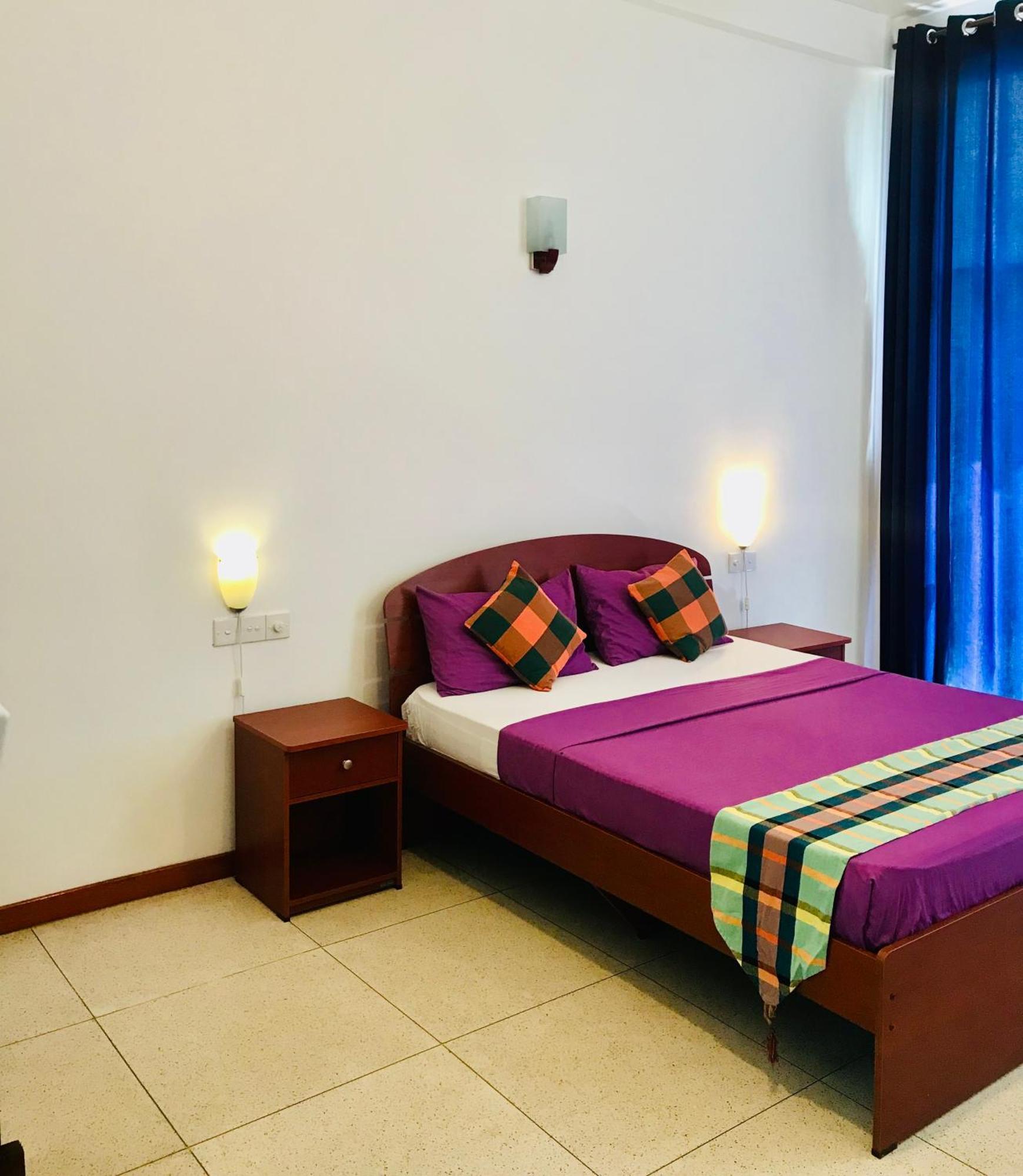 Aqua Marine Beach Hotel Kalkudah  Exteriör bild
