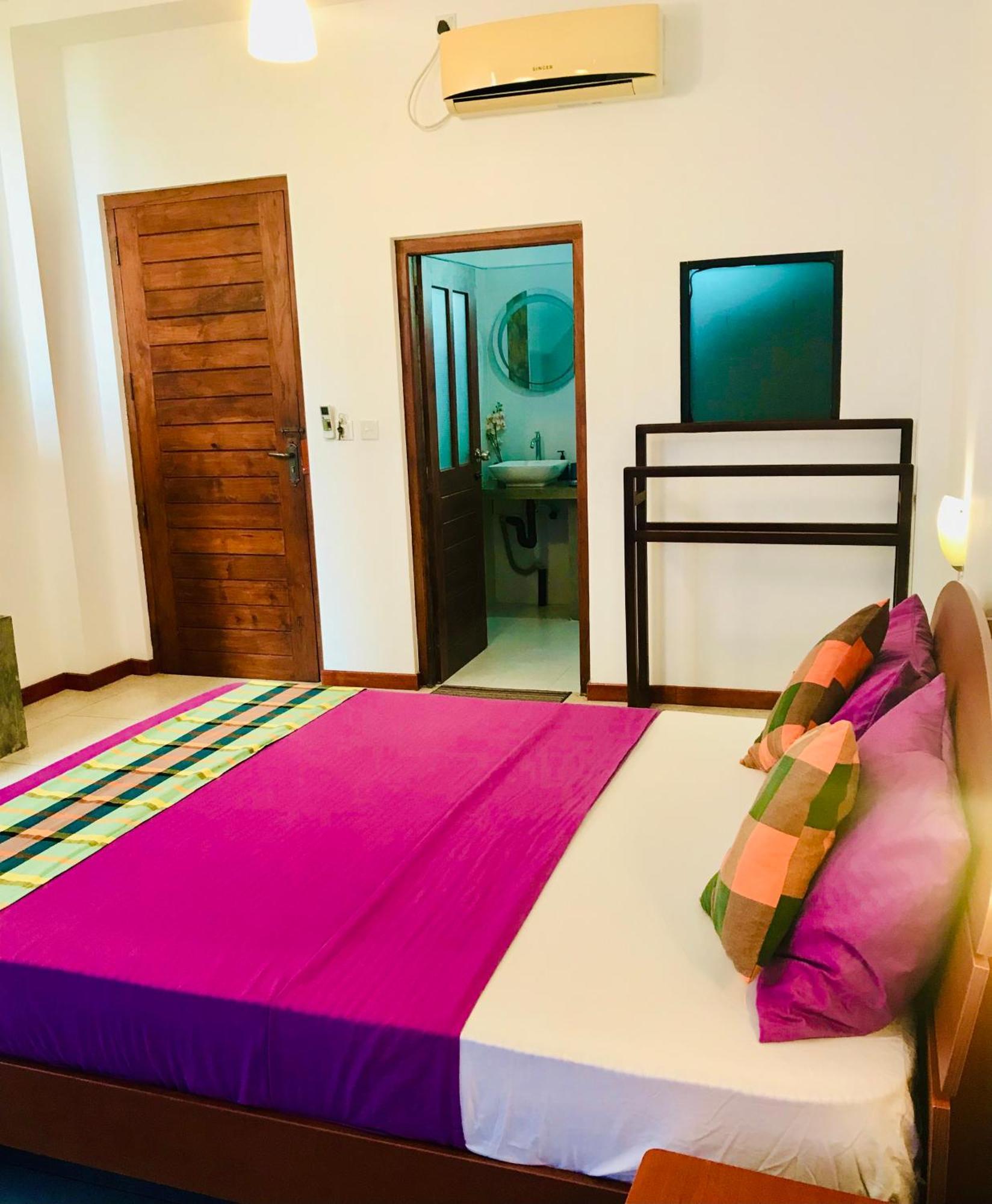 Aqua Marine Beach Hotel Kalkudah  Exteriör bild